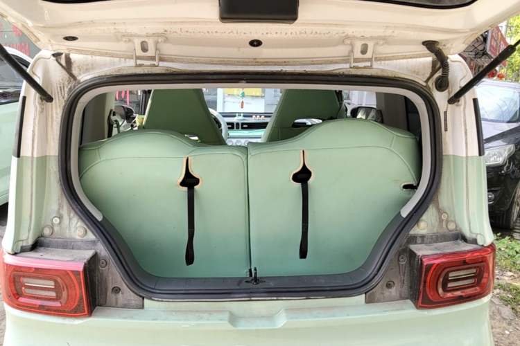 Used Wuling Hongguang MINIEV 2021 Macaron Fashion Model Lithium Iron Phosphate Trunk