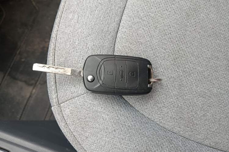 Used Wuling Hongguang MINIEV 2021 Macaron Fashion Model Lithium Iron Phosphate Vehicle Key