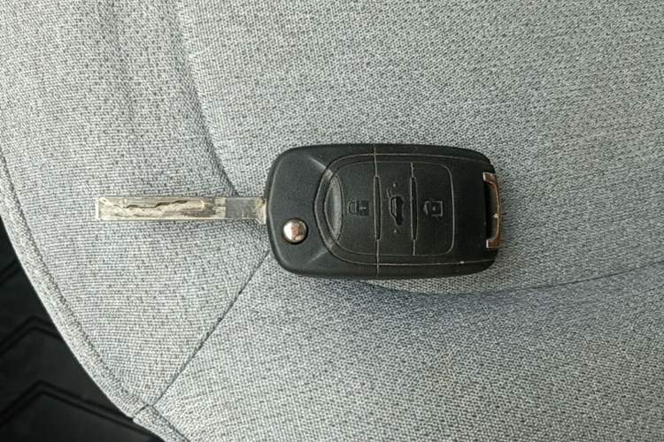 Used Wuling Hongguang MINIEV 2021 Macaron Premium Model – Lithium Iron Phosphate Vehicle Key
