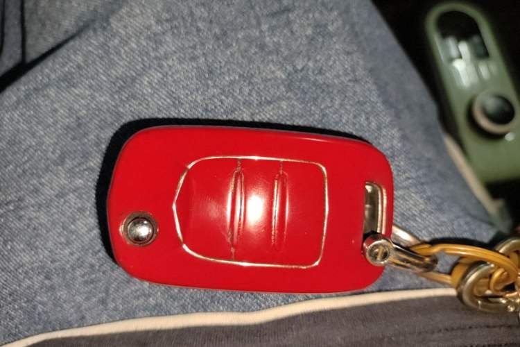 Used Wuling Hongguang MINIEV 2021 Macaron Premium Model – Lithium Iron Phosphate Vehicle Key