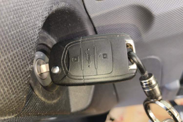 Used Wuling Hongguang MINIEV 2021 Macaron Fashion Model Lithium Iron Phosphate Vehicle Key