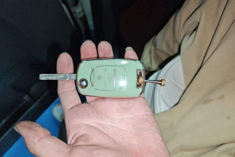 Used Wuling Hongguang MINIEV 2021 Macaron Premium Model – Lithium Iron Phosphate Vehicle Key