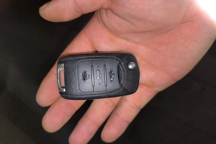 Used Wuling Hongguang MINIEV 2021 Macaron Premium Model – Lithium Iron Phosphate Vehicle Key