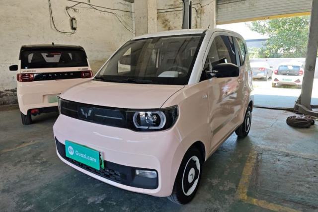 Używany Wuling Hongguang MINIEV 2021 Macaron Premium Model – Lithium-NMC