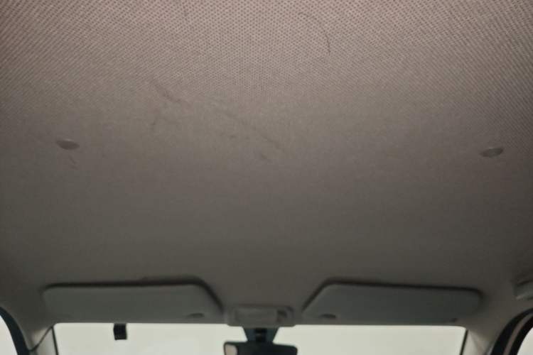 Used Wuling Hongguang MINIEV 2021 Macaron Fashion Model Lithium Iron Phosphate Headliner