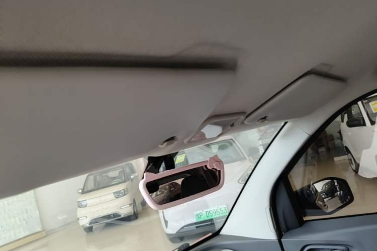 Used Wuling Hongguang MINIEV 2021 Macaron Fashion Edition Lithium-Ion Battery Headliner