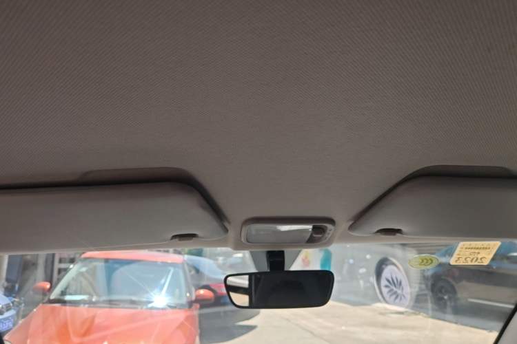 Used Wuling Hongguang MINIEV 2021 Macaron Premium Model – Lithium Iron Phosphate Headliner