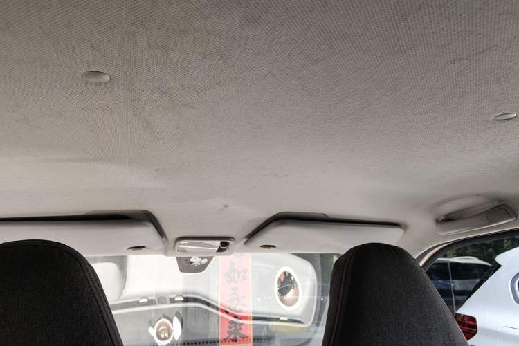 Used Wuling Hongguang MINIEV 2021 Macaron Premium Model – Lithium Iron Phosphate Headliner