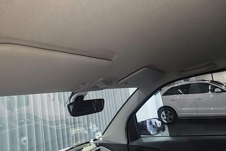 Used Wuling Hongguang MINIEV 2021 Macaron Fashion Edition Lithium-Ion Battery Headliner