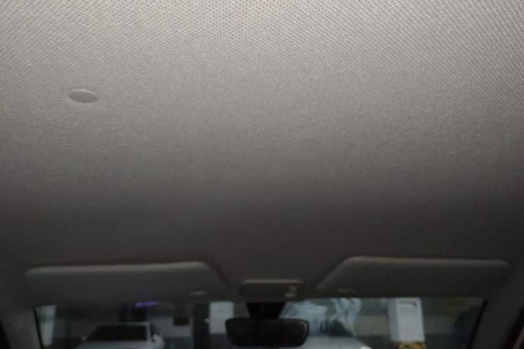 Used Wuling Hongguang MINIEV 2021 Macaron Premium Model – Lithium Iron Phosphate Headliner