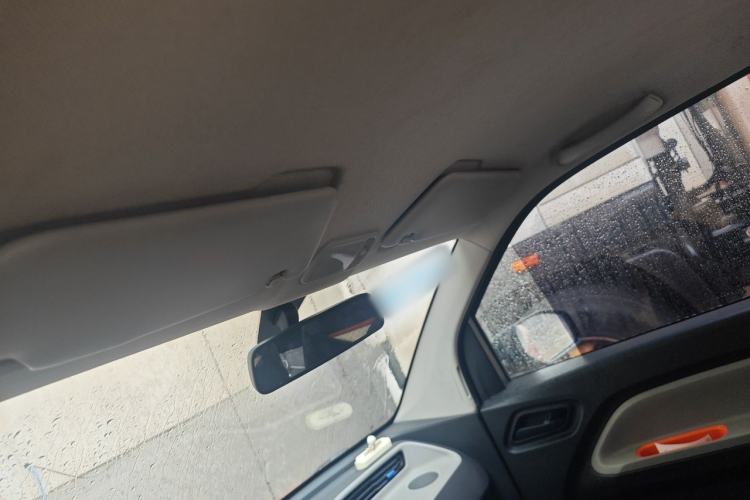Used Wuling Hongguang MINIEV 2021 Macaron Premium Model – Lithium Iron Phosphate Headliner