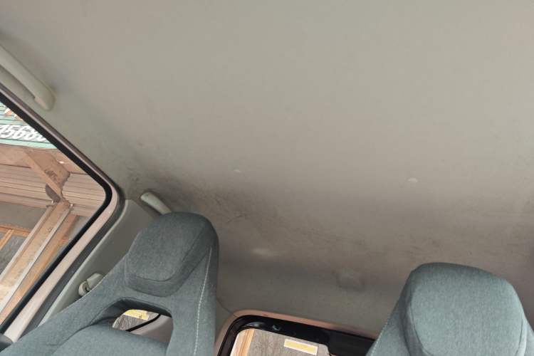 Used Wuling Hongguang MINIEV 2021 Macaron Premium Model – Lithium Iron Phosphate Headliner