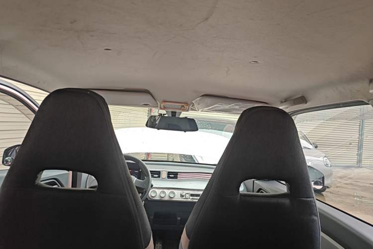 Used Wuling Hongguang MINIEV 2021 Macaron Premium Model – Lithium Iron Phosphate Headliner