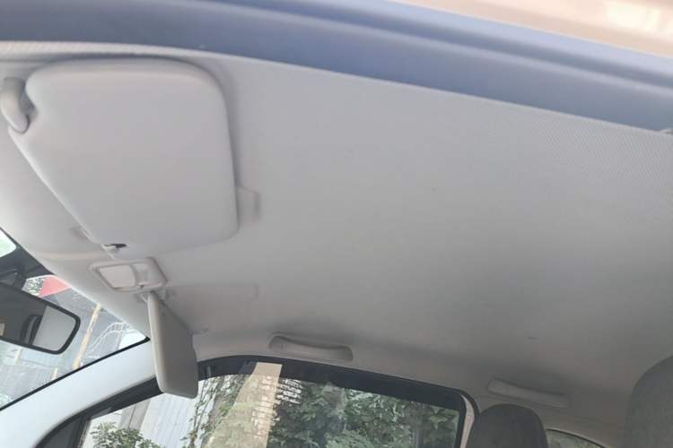 Used Wuling Hongguang MINIEV 2021 Macaron Premium Model – Lithium Iron Phosphate Headliner