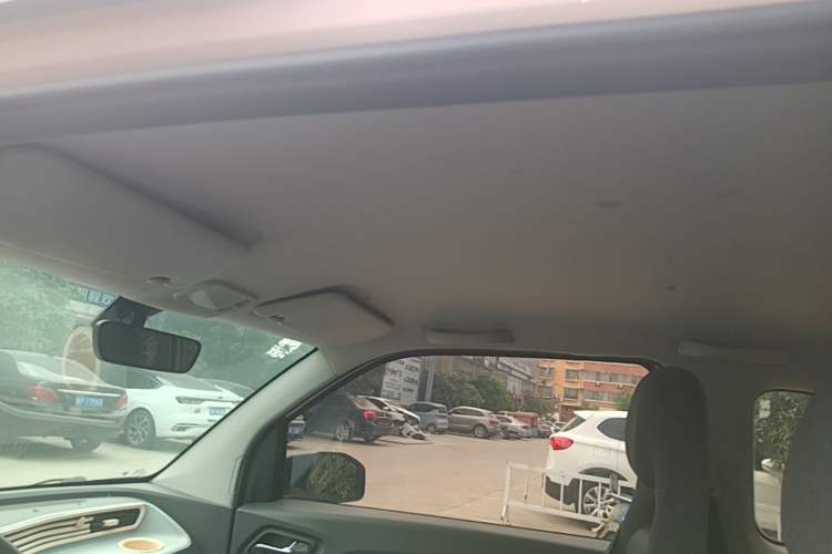 Used Wuling Hongguang MINIEV 2021 Macaron Premium Model – Lithium Iron Phosphate Headliner
