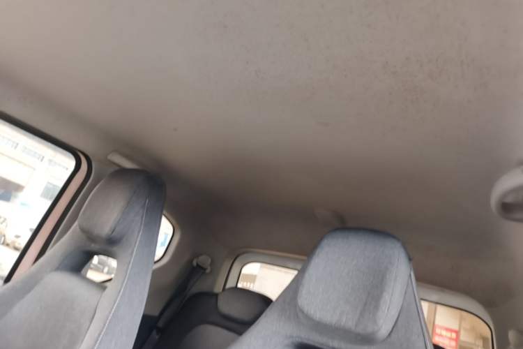 Used Wuling Hongguang MINIEV 2021 Macaron Premium Model – Lithium Iron Phosphate Headliner