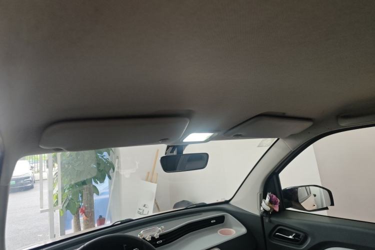 Used Wuling Hongguang MINIEV 2021 Macaron Fashion Model Lithium Iron Phosphate Headliner