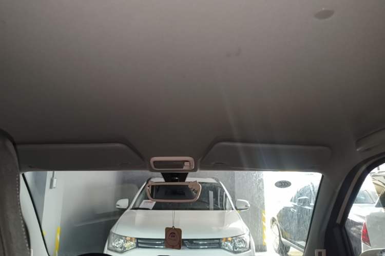 Used Wuling Hongguang MINIEV 2021 Macaron Fashion Model Lithium Iron Phosphate Headliner