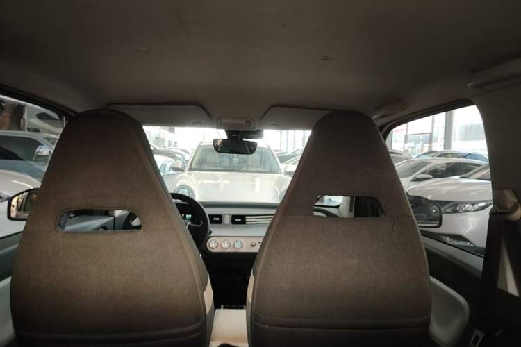 Used Wuling Hongguang MINIEV 2021 Macaron Premium Model – Lithium Iron Phosphate Headliner