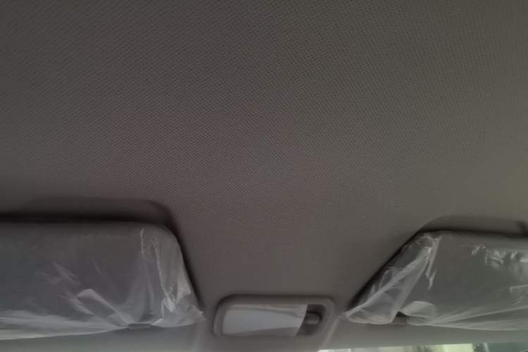 Used Wuling Hongguang MINIEV 2021 Macaron Premium Model – Lithium Iron Phosphate Headliner