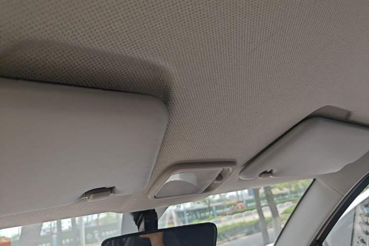 Used Wuling Hongguang MINIEV 2021 Macaron Premium Model – Lithium-NMC Headliner