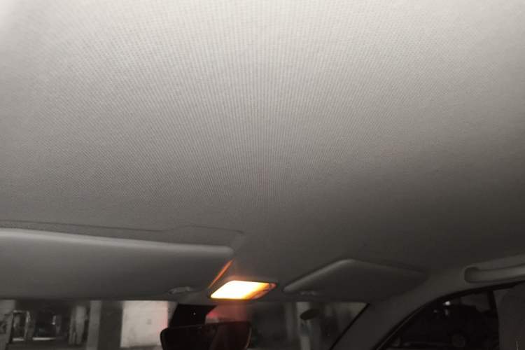 Used Wuling Hongguang MINIEV 2021 Macaron Premium Model – Lithium Iron Phosphate Headliner