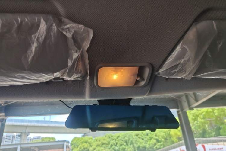 Used Wuling Hongguang MINIEV 2021 Macaron Premium Model – Lithium Iron Phosphate Headliner