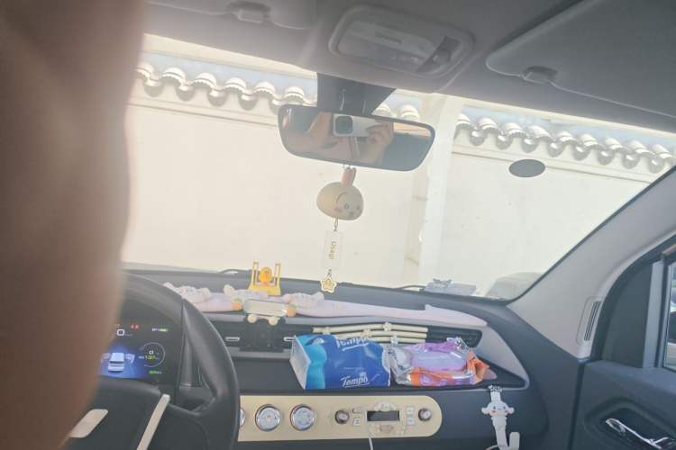 Used Wuling Hongguang MINIEV 2021 Macaron Premium Model – Lithium-NMC Headliner
