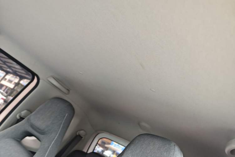 Used Wuling Hongguang MINIEV 2021 Macaron Fashion Model Lithium Iron Phosphate Headliner