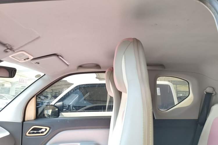 Used Wuling Hongguang MINIEV 2021 Macaron Premium Model – Lithium Iron Phosphate Headliner