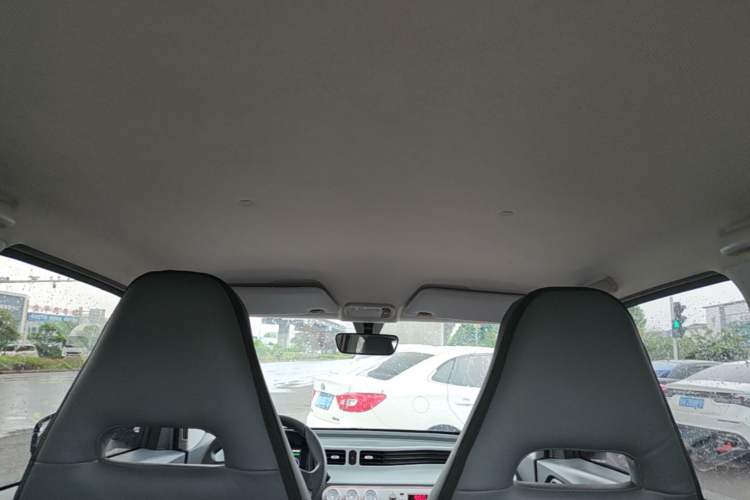 Used Wuling Hongguang MINIEV 2021 Macaron Premium Model – Lithium Iron Phosphate Headliner