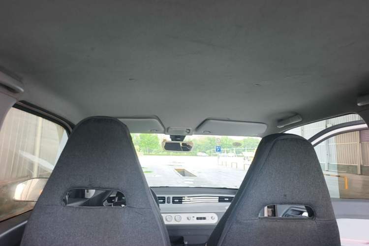 Used Wuling Hongguang MINIEV 2021 Macaron Premium Model – Lithium-NMC Headliner