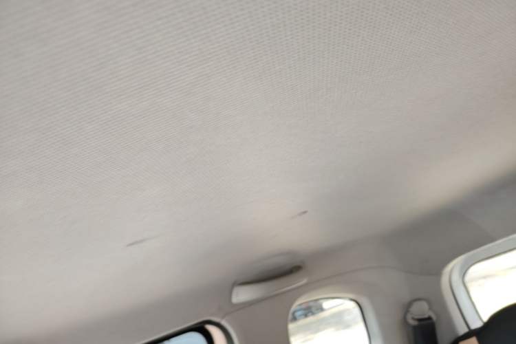 Used Wuling Hongguang MINIEV 2021 Macaron Sandwich Model 170 km Lithium Iron Phosphate Headliner