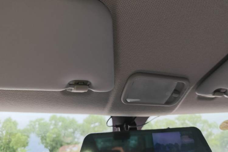 Used Wuling Hongguang MINIEV 2021 Macaron Premium Model – Lithium Iron Phosphate Headliner