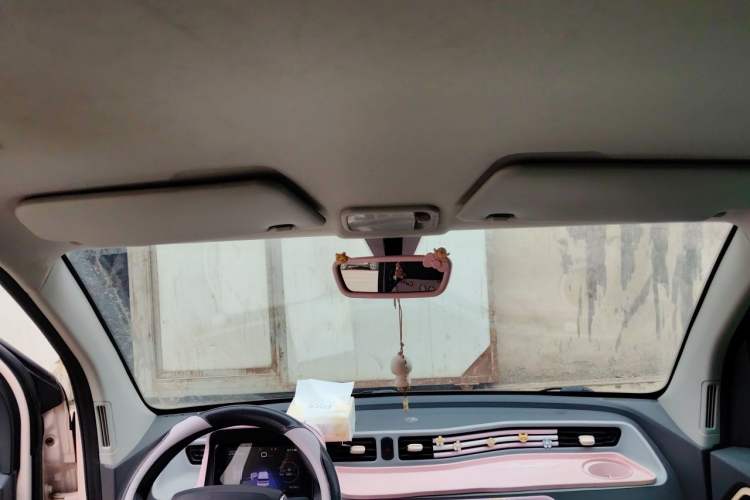 Used Wuling Hongguang MINIEV 2021 Macaron Premium Model – Lithium Iron Phosphate Headliner
