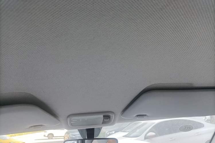 Used Wuling Hongguang MINIEV 2021 Macaron Premium Model – Lithium-NMC Headliner