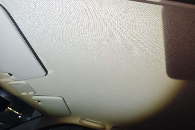 Used Wuling Hongguang MINIEV 2021 Macaron Premium Model – Lithium-NMC Headliner