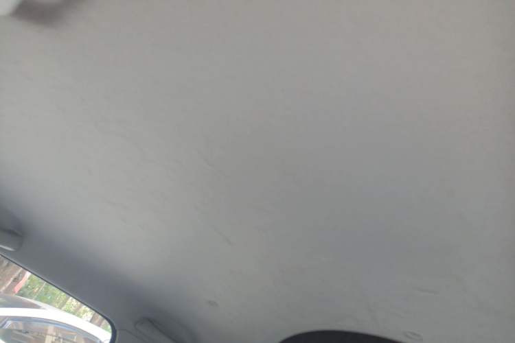 Used Wuling Hongguang MINIEV 2021 Macaron Premium Model – Lithium Iron Phosphate Headliner