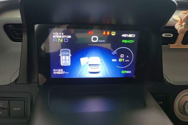 Used Wuling Hongguang MINIEV 2021 Macaron Premium Model – Lithium Iron Phosphate Instrument Cluster