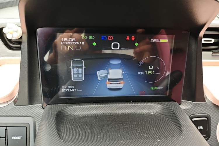 Used Wuling Hongguang MINIEV 2021 Macaron Premium Model – Lithium Iron Phosphate Instrument Cluster