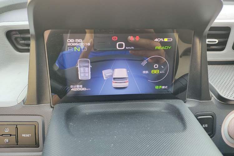 Used Wuling Hongguang MINIEV 2021 Macaron Sandwich Model 170 km Lithium Ternary Instrument Cluster