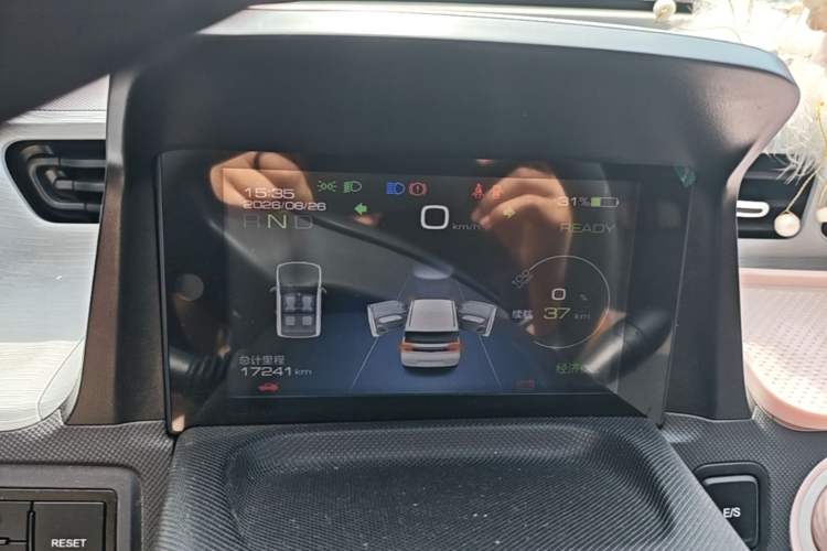 Used Wuling Hongguang MINIEV 2021 Macaron Fashion Model Lithium Iron Phosphate Instrument Cluster