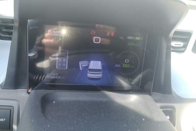 Used Wuling Hongguang MINIEV 2021 Macaron Fashion Model Lithium Iron Phosphate Instrument Cluster