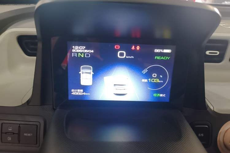 Used Wuling Hongguang MINIEV 2021 Macaron Fashion Model Lithium Iron Phosphate Instrument Cluster