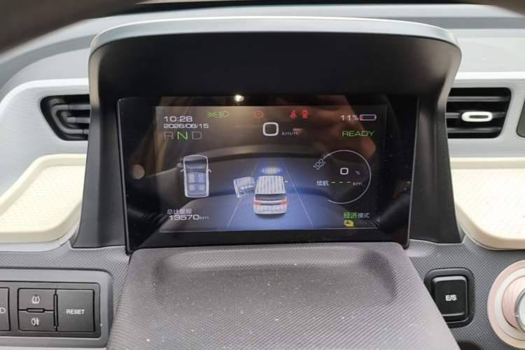 Used Wuling Hongguang MINIEV 2021 Macaron Fashion Edition Lithium-Ion Battery Instrument Cluster