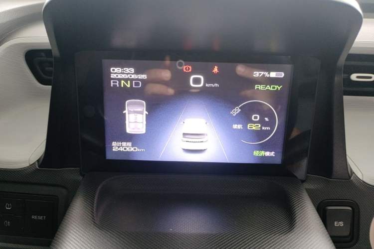 Used Wuling Hongguang MINIEV 2021 Macaron Premium Model – Lithium Iron Phosphate Instrument Cluster