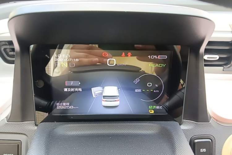 Used Wuling Hongguang MINIEV 2021 Macaron Premium Model – Lithium Iron Phosphate Instrument Cluster
