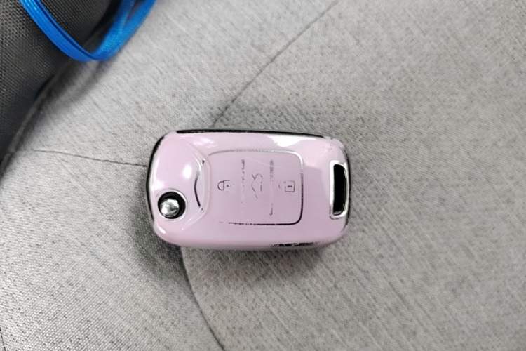Used Wuling Hongguang MINIEV 2021 Macaron Fashion Model Lithium Iron Phosphate Interior 1