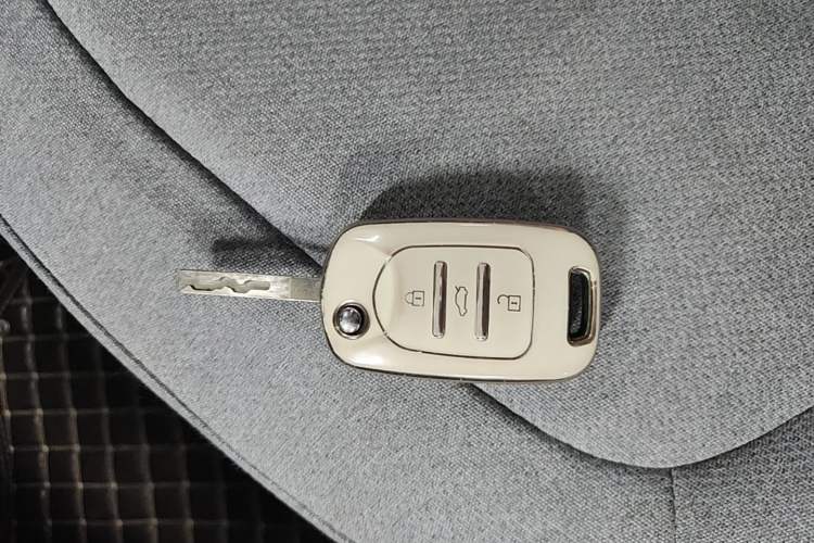 Used Wuling Hongguang MINIEV 2021 Macaron Premium Model – Lithium Iron Phosphate Interior 1