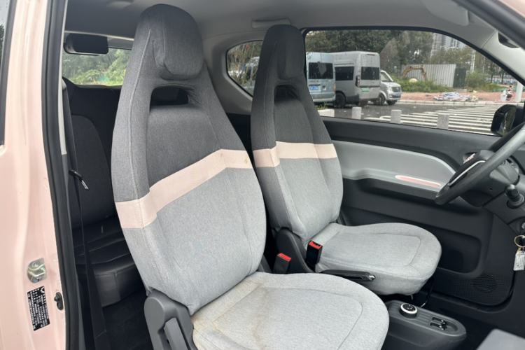Used Wuling Hongguang MINIEV 2021 Macaron Premium Model – Lithium Iron Phosphate Interior 6